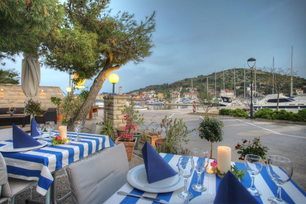 Gina Bed & Breakfast Tisno Chambre photo