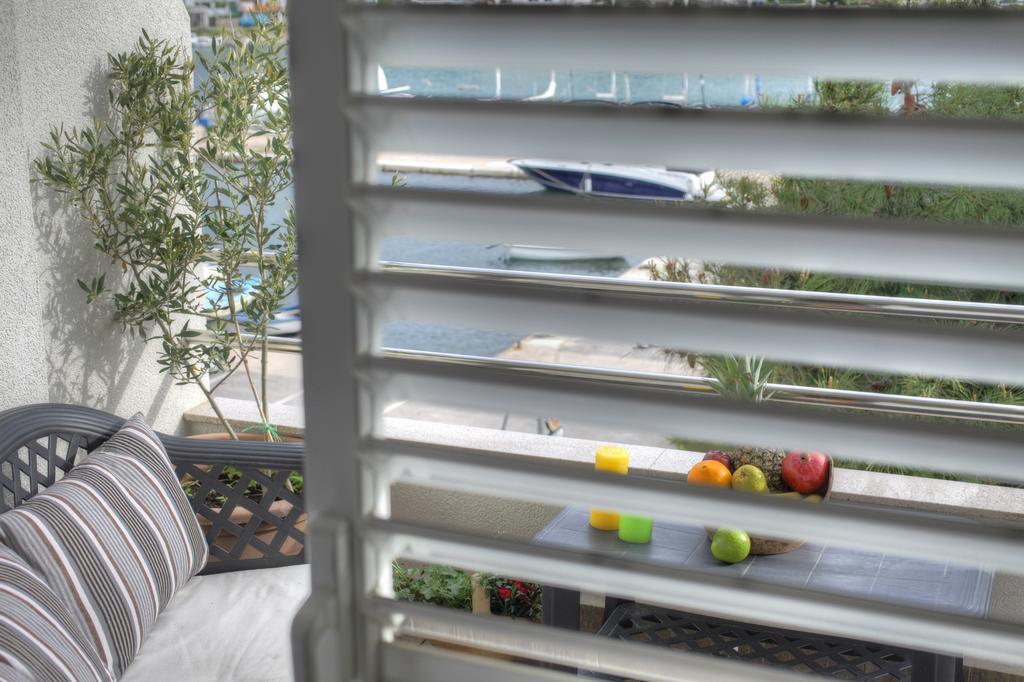 Gina Bed & Breakfast Tisno Chambre photo